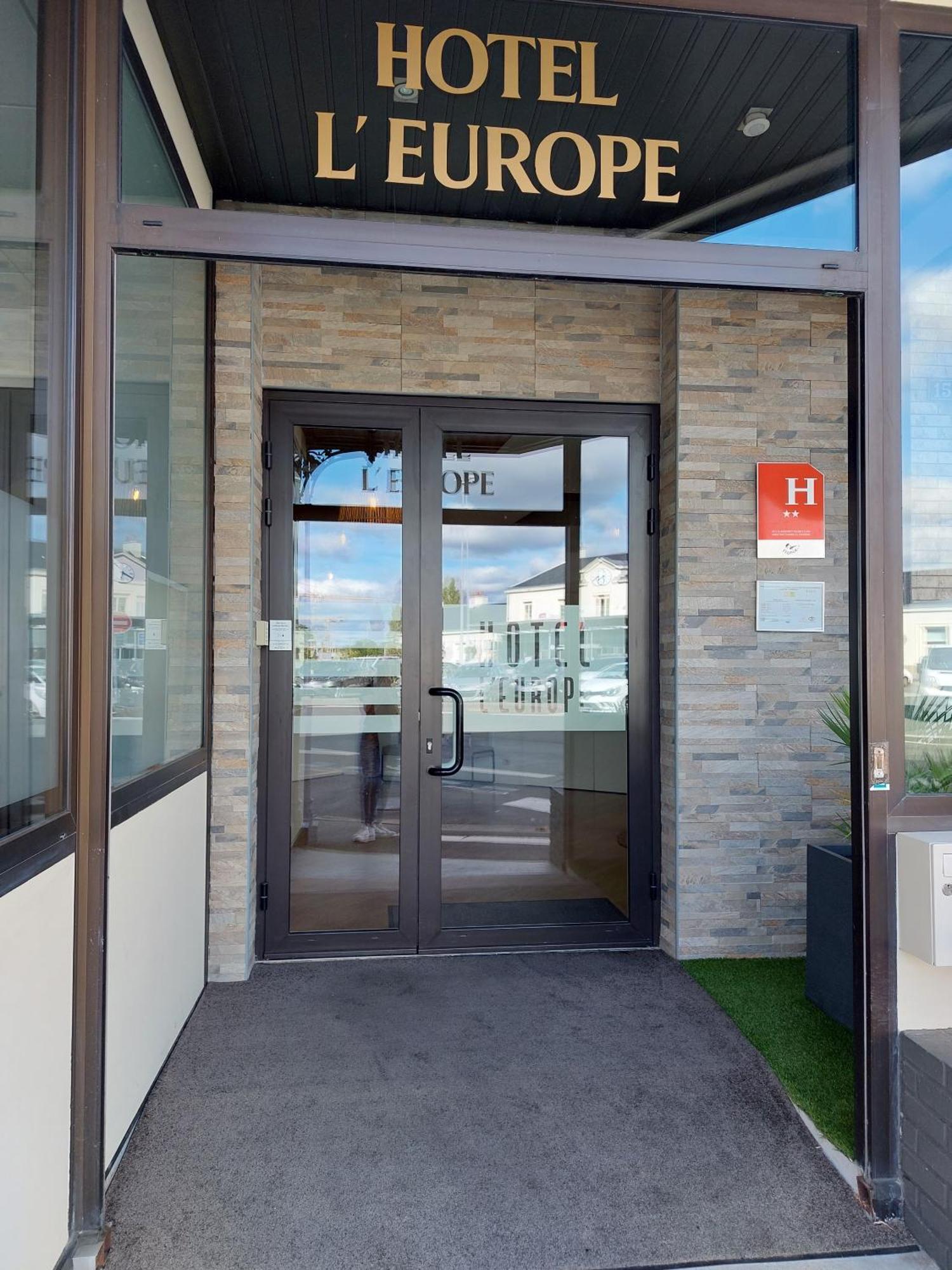 Cit'Hotel L'Europe - Cholet Gare Экстерьер фото